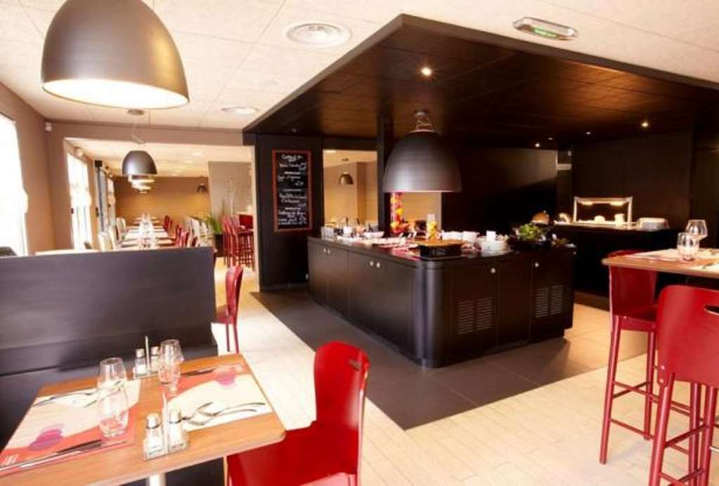 Kyriad Niort - La Creche Restoran gambar